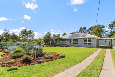 /international/au/8-short-street-yass-nsw-150871184/