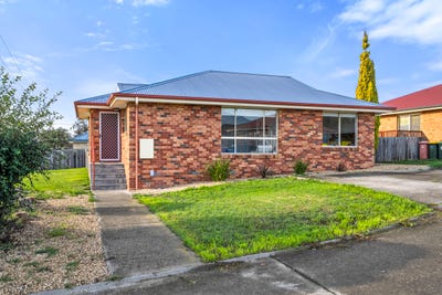 /international/au/1-42-racecourse-road-brighton-tas-151570440/