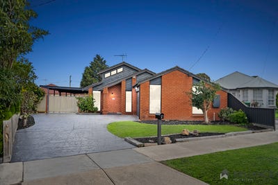/international/au/7-dymock-court-craigieburn-vic-151529916/