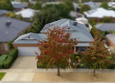 /international/au/66-canterbury-avenue-shepparton-vic-152681212/