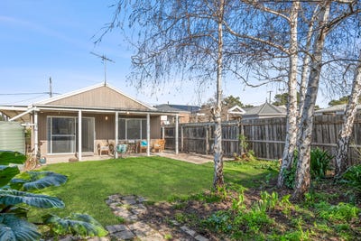 /international/au/119-smythe-street-portarlington-vic-151866288/