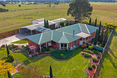 /international/au/75-old-maffra-road-tyers-vic-150916220/