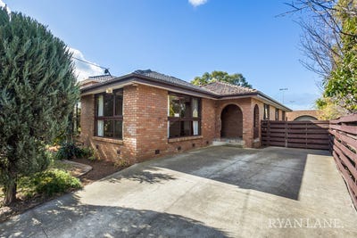 /international/au/16-mcintyre-drive-altona-vic-148722532/
