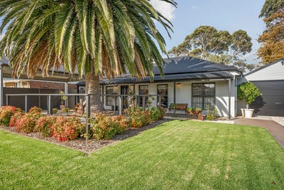 /international/au/64-zephyr-terrace-port-willunga-sa-151566040/