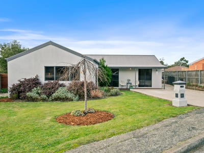 /international/au/6-quiberon-court-margate-tas-151475772/