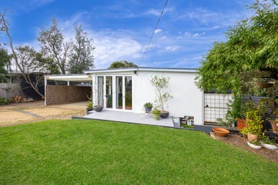 /international/au/1-3-lawson-crescent-rosebud-vic-152233460/