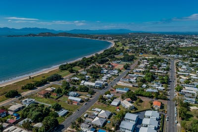 /international/au/16-beach-avenue-bowen-qld-204518624/