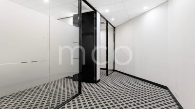 /international/au/st-kilda-rd-towers-suite-321-1-queens-road-melbourne-vic-505256384/