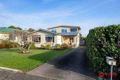 /international/au/8-lloyd-street-ulverstone-tas-151566180/