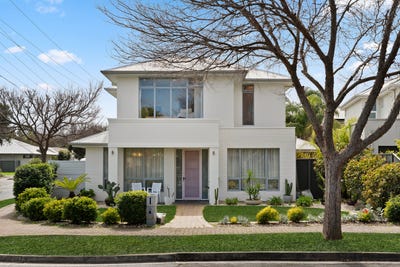 /international/au/114a-halsey-road-henley-beach-south-sa-152412432/