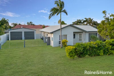 /international/au/37-beau-park-drive-burdell-qld-151145104/