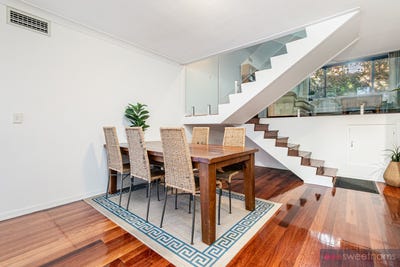 /international/au/20-42-50-helen-street-lane-cove-north-nsw-151201316/