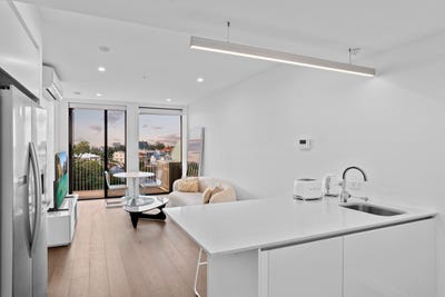 /international/au/803-477-boundary-street-spring-hill-qld-151096544/