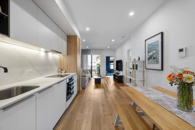 /international/au/112-1a-tibrockney-street-cheltenham-vic-152553804/