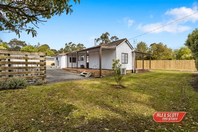 /international/au/1-ross-street-meeniyan-vic-151631208/