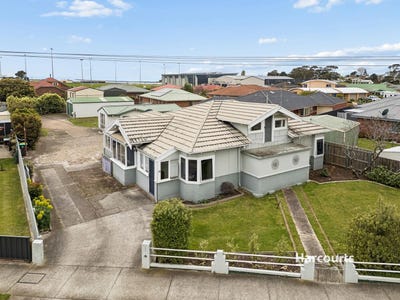 /international/au/16-hobbs-parade-west-ulverstone-tas-152581724/