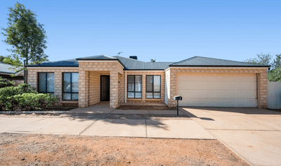 /international/au/6-marshall-street-west-lamington-wa-151540864/