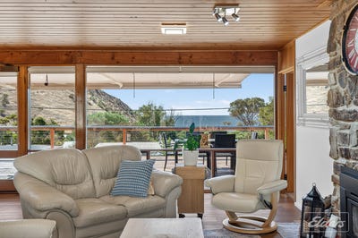/international/au/16-scenic-view-drive-second-valley-sa-151590172/