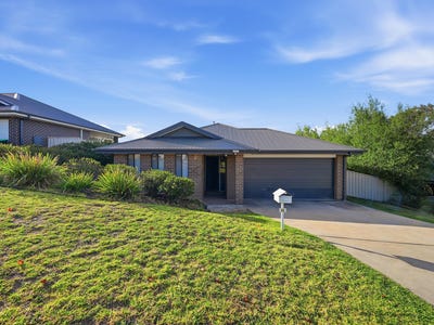 /international/au/23-dimboola-way-orange-nsw-151179904/
