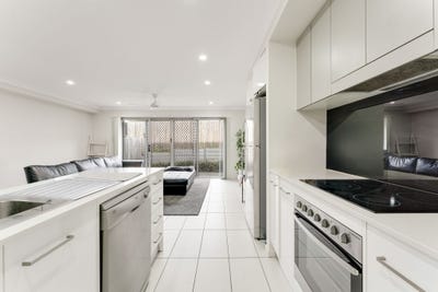 /international/au/15-32-warrill-street-redbank-plains-qld-151147660/