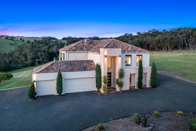 /international/au/80-valley-drive-wallan-vic-148512592/