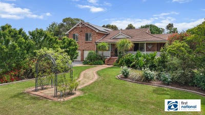 /international/au/10-hartmann-drive-tamworth-nsw-152672224/