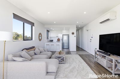 /international/au/404-66-cambridge-street-blacktown-nsw-151036684/