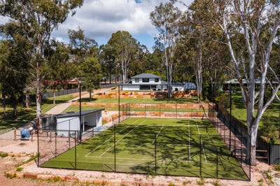 /international/au/6-8-mcpherson-road-chambers-flat-qld-150821248/