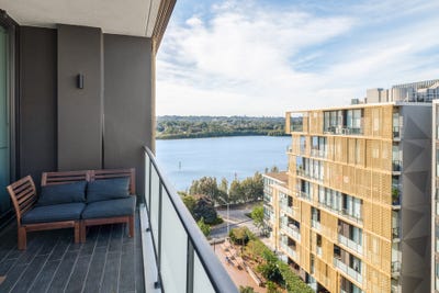 /international/au/928-1c-burroway-road-wentworth-point-nsw-148315496/