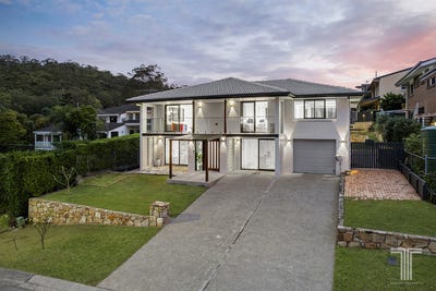 /international/au/15-citrine-street-camp-hill-qld-148538380/