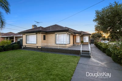 /international/au/15-links-street-sunshine-west-vic-151446576/