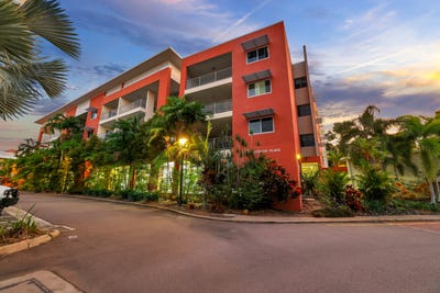 /international/au/3-3-mitaros-place-parap-nt-151372048/