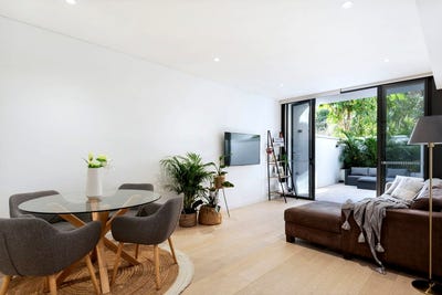 /international/au/102-320-military-road-road-cremorne-nsw-151061076/