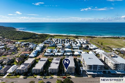 /international/au/101-55d-caves-beach-road-caves-beach-nsw-151431040/