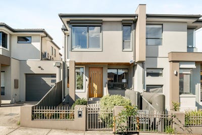 /international/au/2c-queen-street-coburg-vic-152104416/
