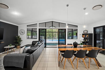 /international/au/6-10-bellbird-drive-greenbank-qld-150864768/
