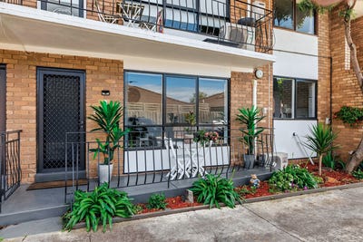 /international/au/3-56-rayner-street-altona-vic-152625716/