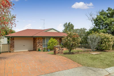 /international/au/40-barlow-street-wilsonton-qld-152487808/