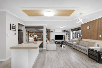 /international/au/29-elmsett-way-girrawheen-wa-151287816/