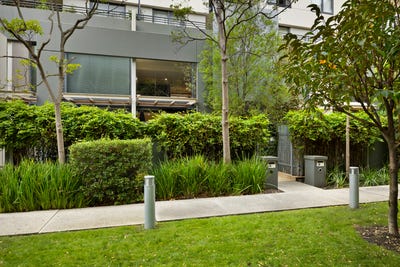 /international/au/29-chapel-mews-south-yarra-vic-151143304/