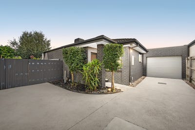 /international/au/13b-merlyn-avenue-clayton-south-vic-151269284/