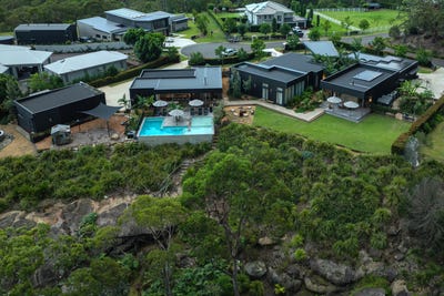 /international/au/8-echidna-grove-glenorie-nsw-151137904/