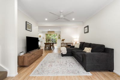 /international/au/2-134-johnson-road-hillcrest-qld-152315764/