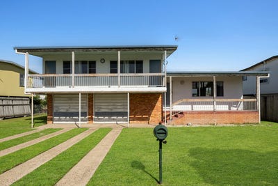 /international/au/17-pharlap-parade-ooralea-qld-151462264/
