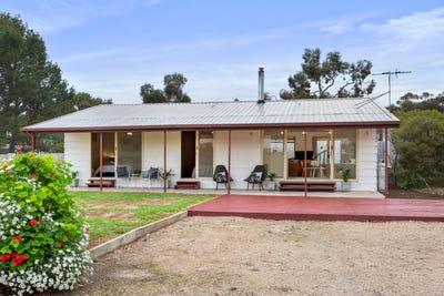 /international/au/32-north-terrace-callington-sa-152622084/