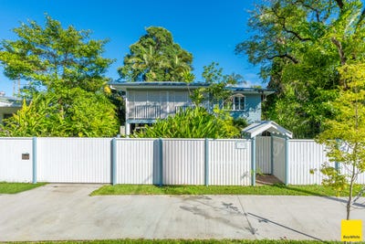 /international/au/153-greenslopes-street-edge-hill-qld-151572220/