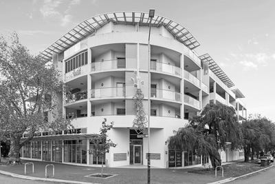 /international/au/44-180-stirling-street-perth-wa-151459580/