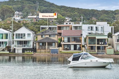 /international/au/18-ross-street-belmont-nsw-151086124/