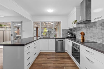 /international/au/45-wendon-way-bridgeman-downs-qld-151185664/