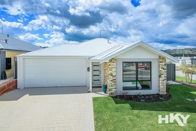 /international/au/15-poseidon-road-bullsbrook-wa-152599284/